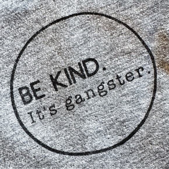 Grace + Brave 🇨🇦 • Tee - Picture 2 of 4